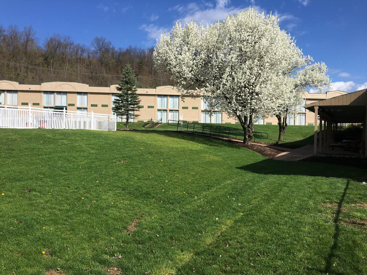 Red Roof Inn Cambridge, Oh Екстер'єр фото